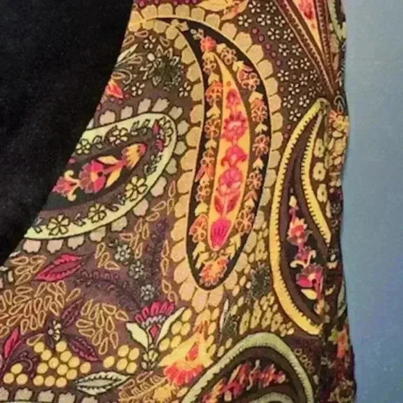 Deep Mahagony-Paisley Top - Picture 5 of 5